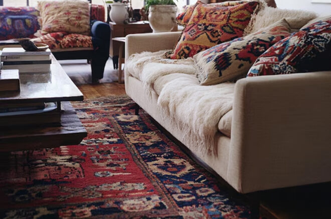 How to Clean a Persian Rug at Home